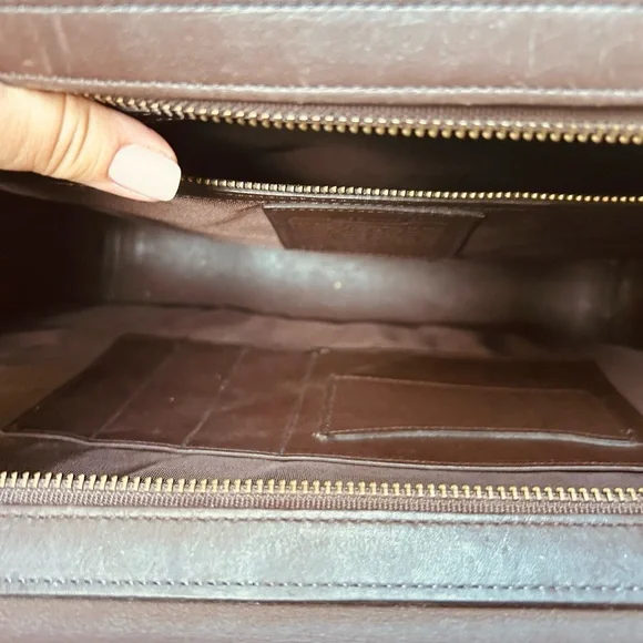 Beekman Coach Leather Briefcase - Picture 7 of 9